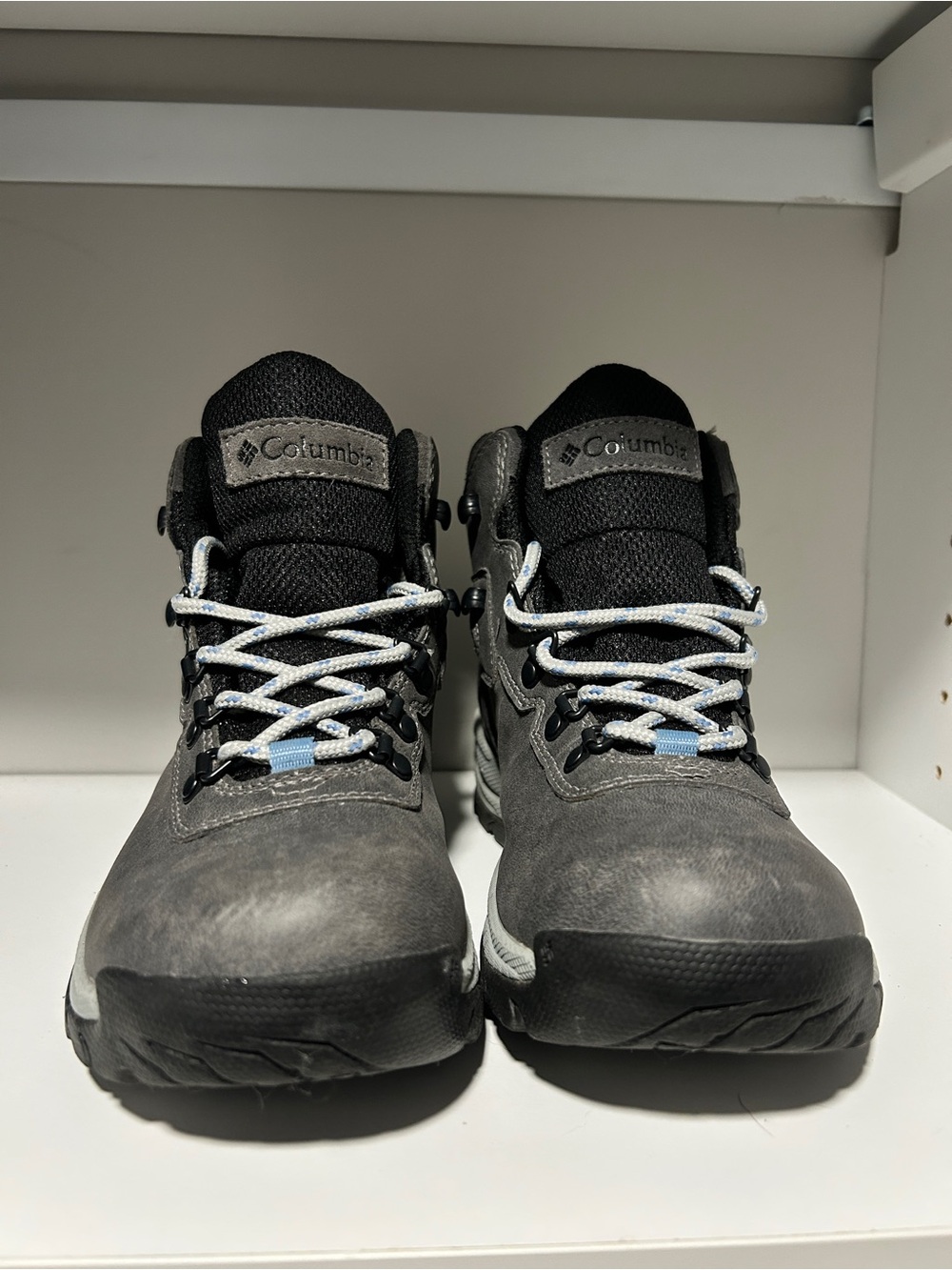 Columbia Newton Ridge Plus Waterproof Hiking Boots Women’s 8 Gray